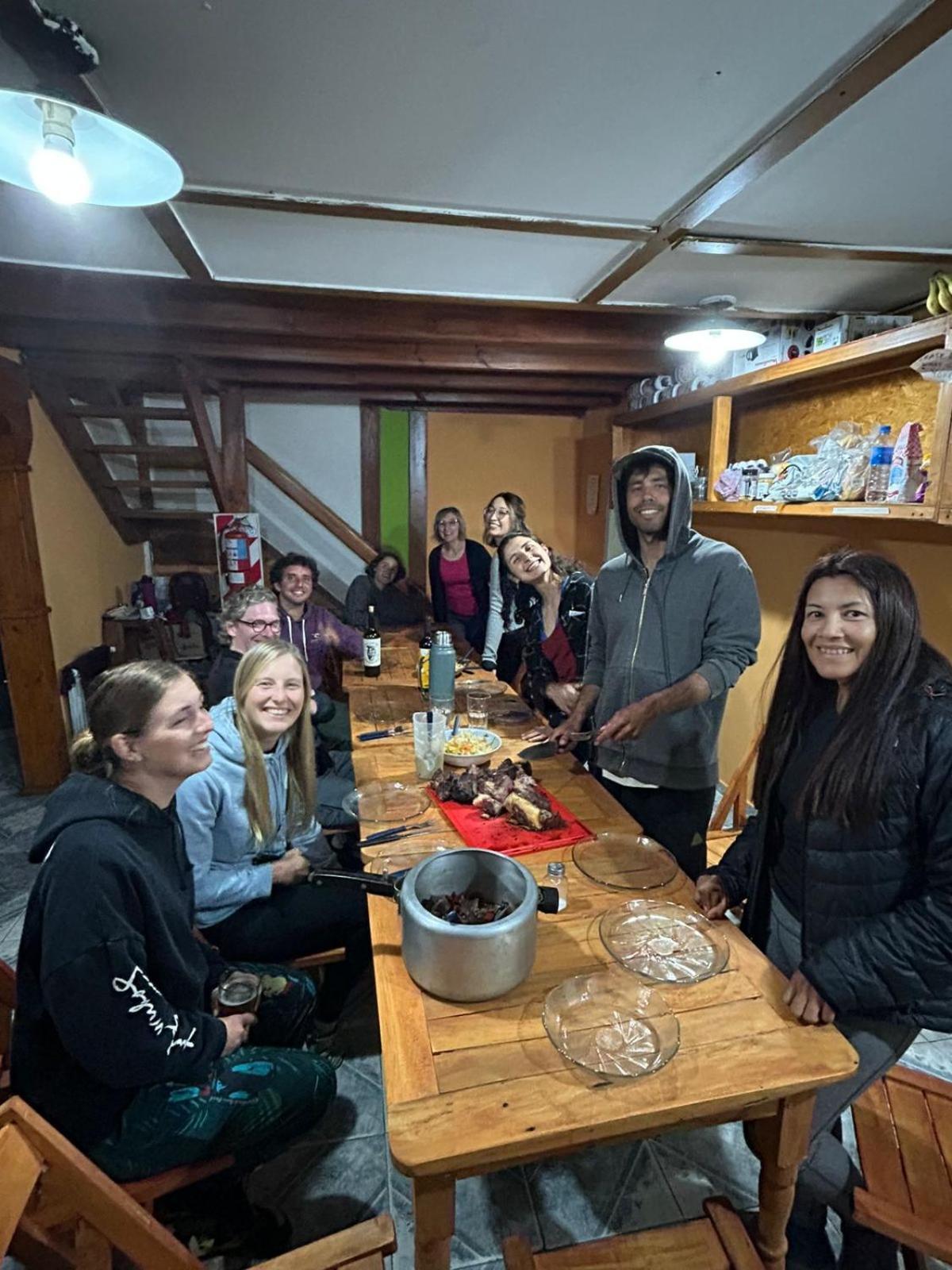 Hostel Las Cuatro Estaciones เอลชัลเตน ภายนอก รูปภาพ